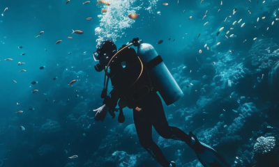 underwater-portrait-scuba-diver-exploring-sea-world_cropped_1280x1280